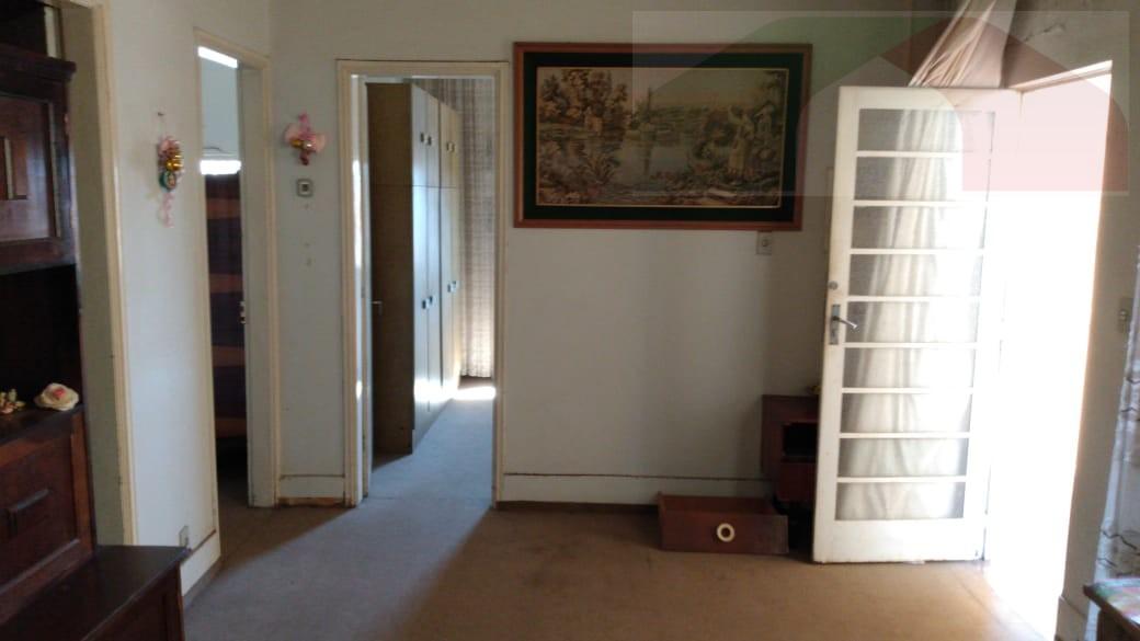 CASA, 3 qtos, 320 m².